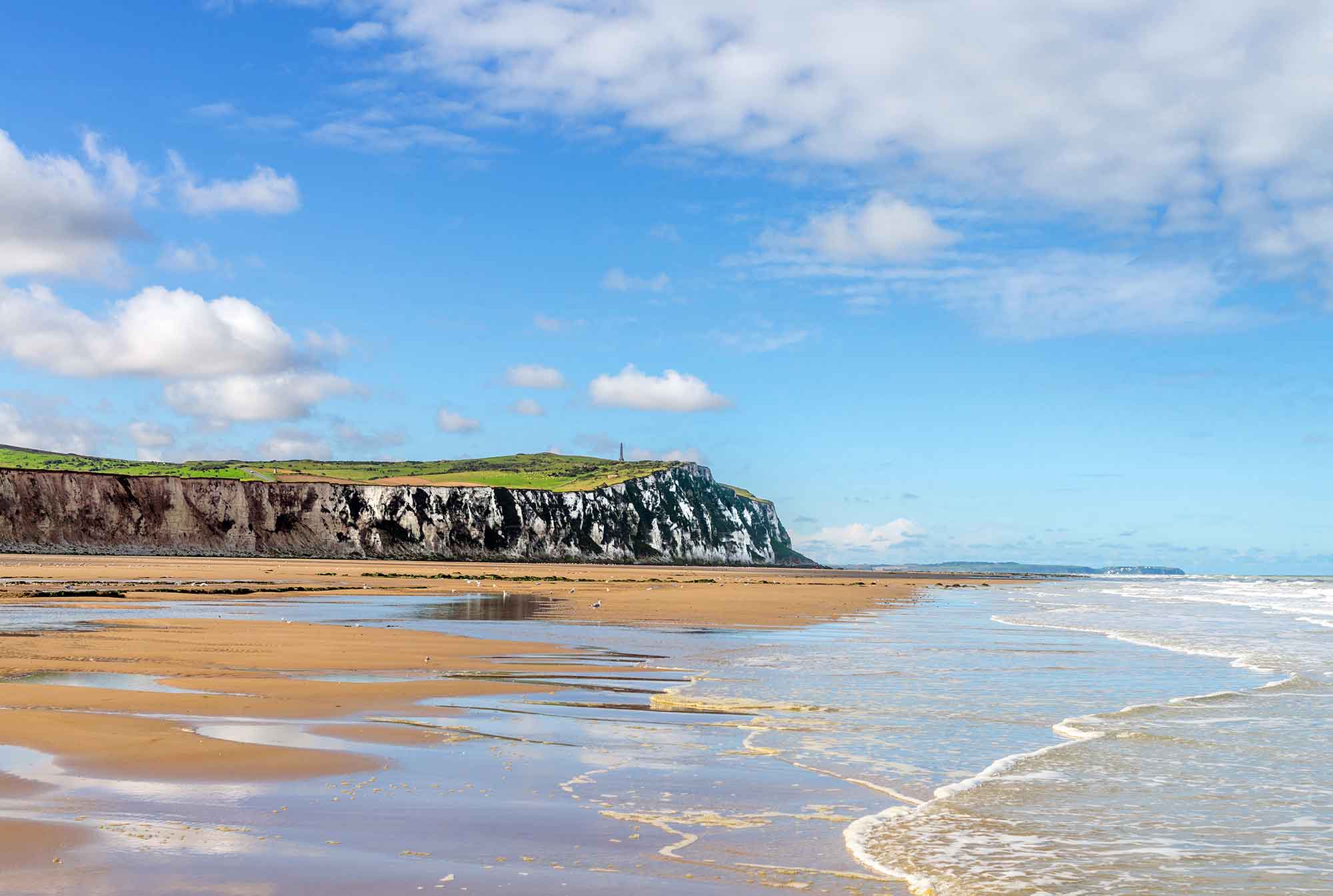 Falaises du cap Blanc-Nez sur la Côte d’Opale, près du camping la Bien Assise à Guînes